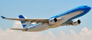 Avión de AEROLÍNEAS ARGENTINAS