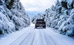 Parque Nacional Los Alerces obliga a los automóviles y camionetas a usar cadenas en las ruedas