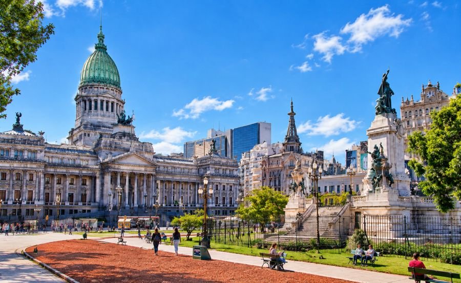Plaza de los Dos Congresos en la Ciudad Autónoma de Buenos Aires, en la ARGENTINA